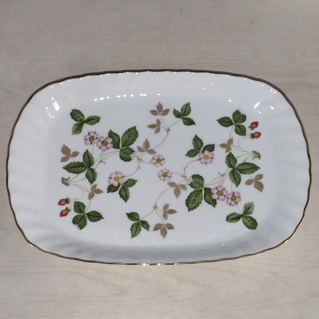 ➁WEDGWOOD ワイルドストロベリー プレート 皿