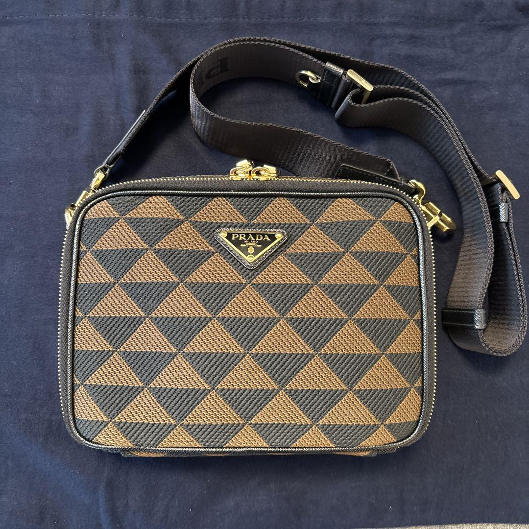 【23SS】新作 ブリック エンブロイダリー バッグ◆プラダ◆全3色 PRADA【入手困難】エンブロイダリーファブリックバッグ☆全色
