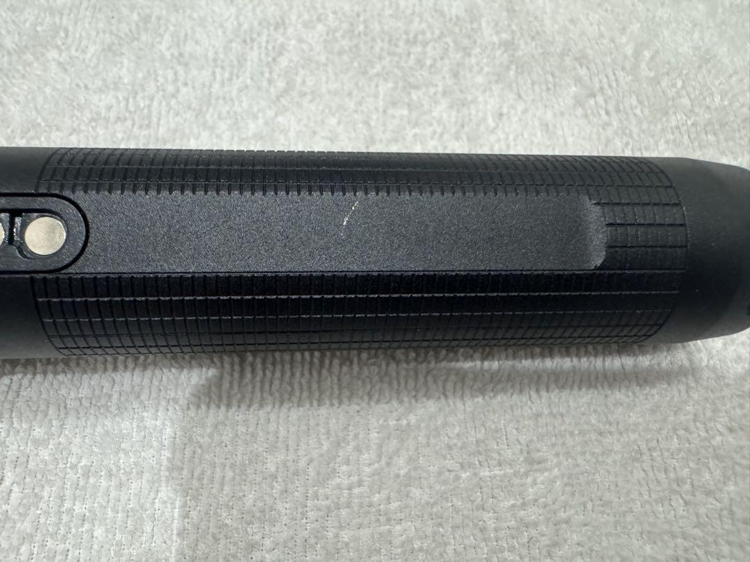 特価　LED LENSER P6R Core懐中電灯 充電ケーブル付き