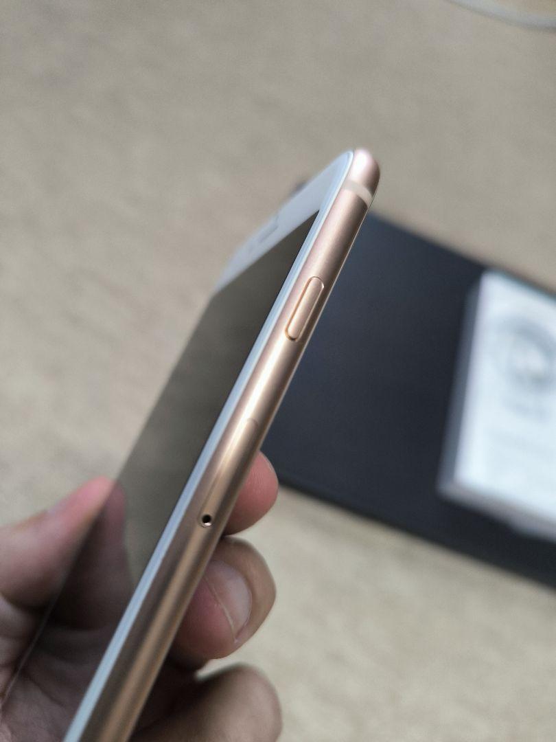 中古・動作品】iPhone8 64GB SIMフリー バッテリー100%