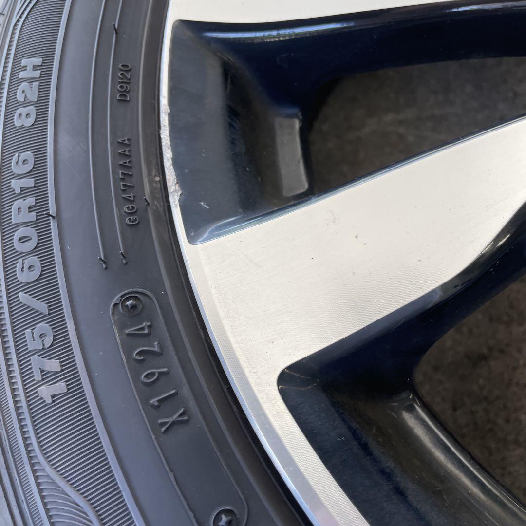 フィットハイブリッド　RS 純正ホイールタイヤセット