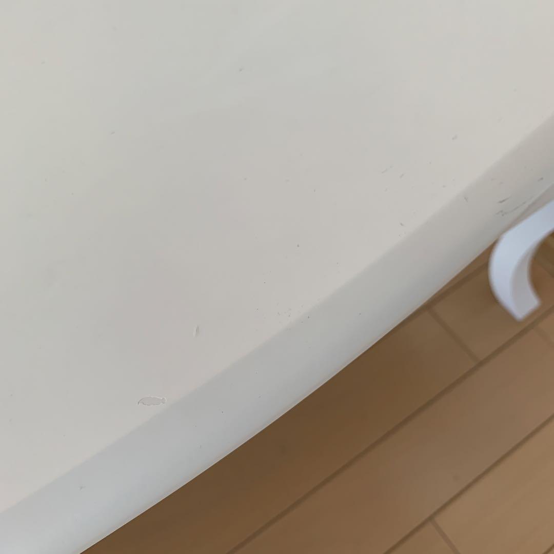 猫足テーブル