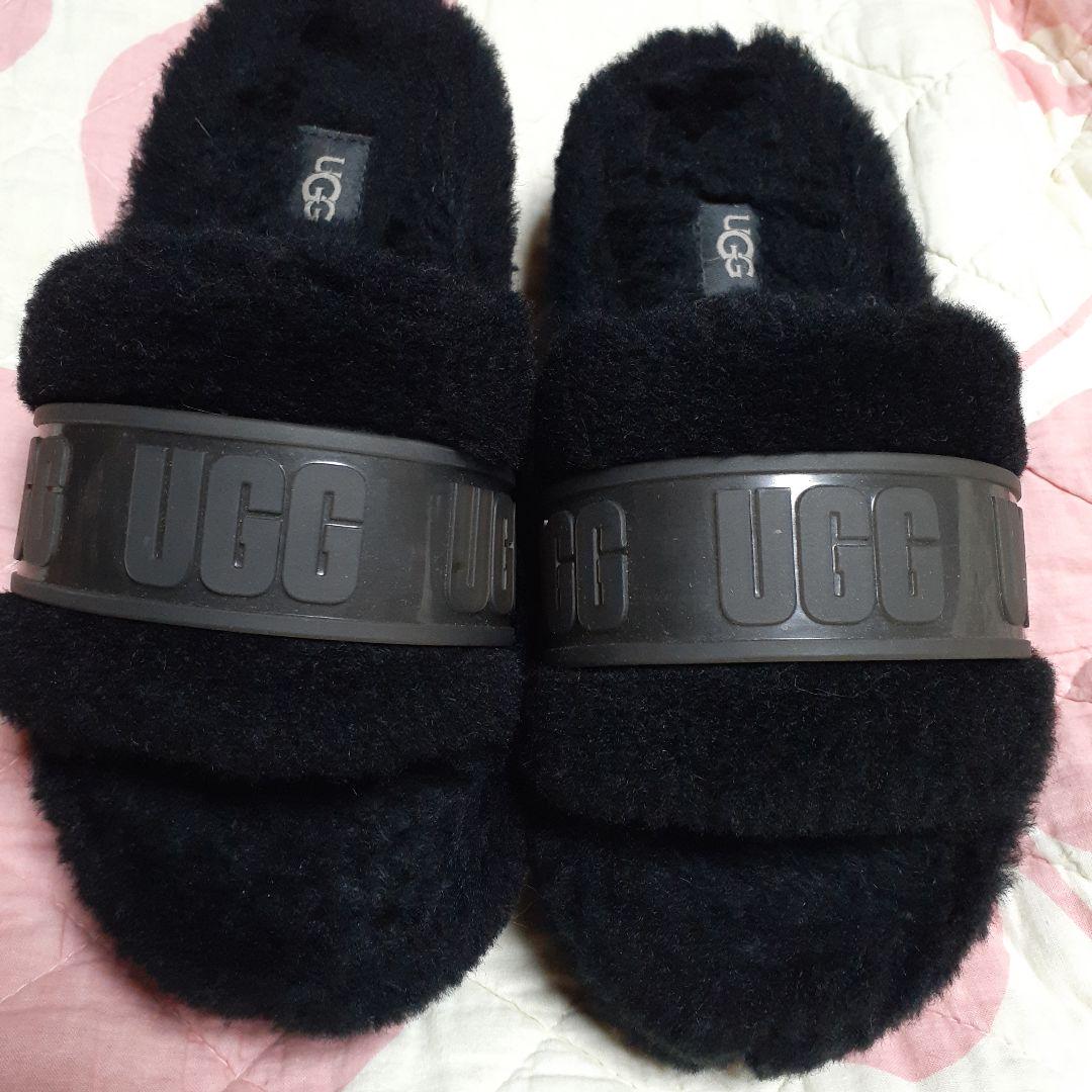 a*a様 UGG アグ フラッフィータクリア ファーサンダル 23
