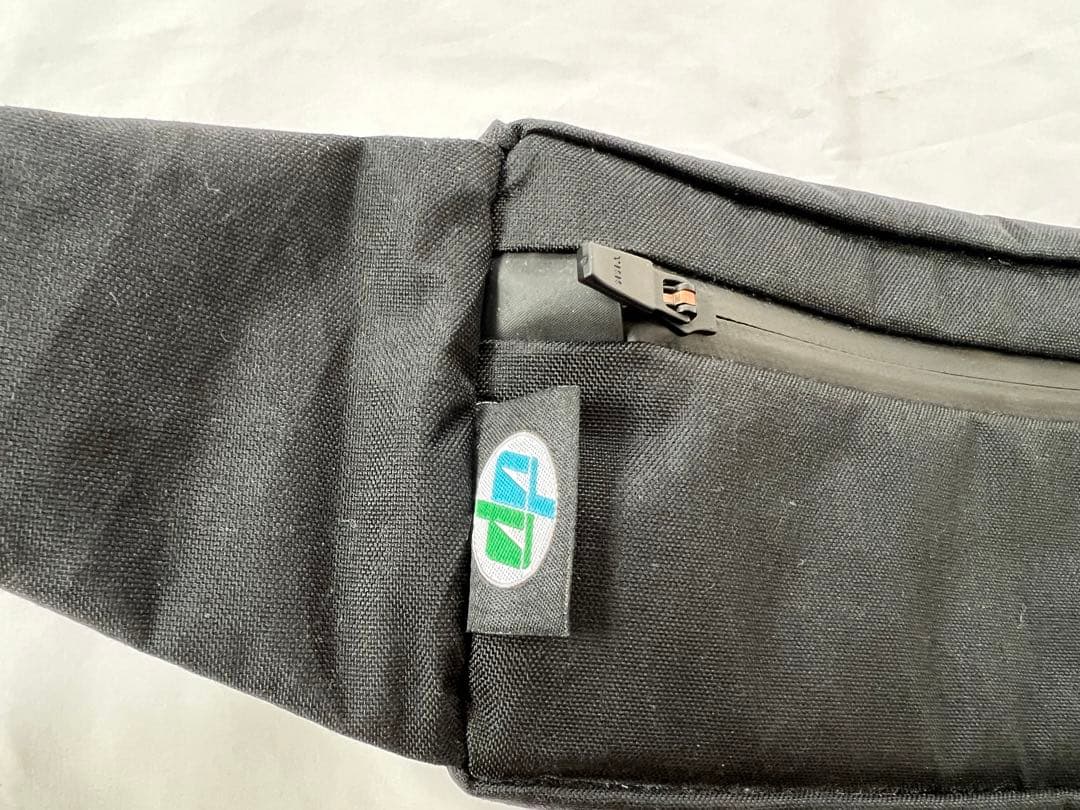 極美品　WEXLEY（ウェクスレイ）ウィルソンウエストパック　X-PAC