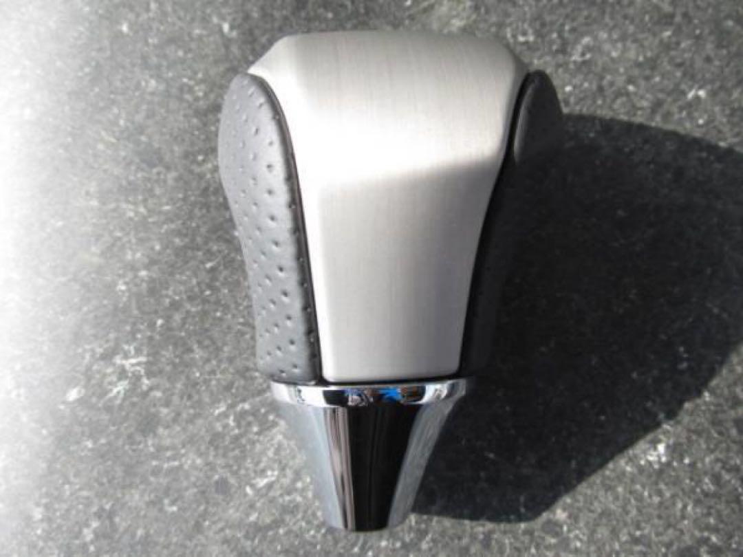 正規品 純正 新品 LS600h後期用F-SPORTディンプルシフトノブ