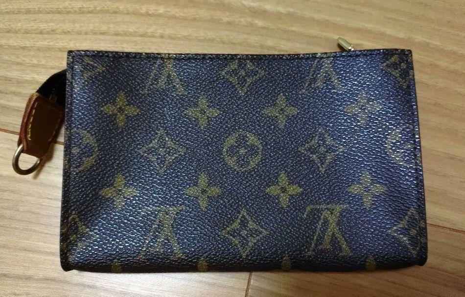 LOUIS VUITTON ルイヴィトン ポーチ モノグラム