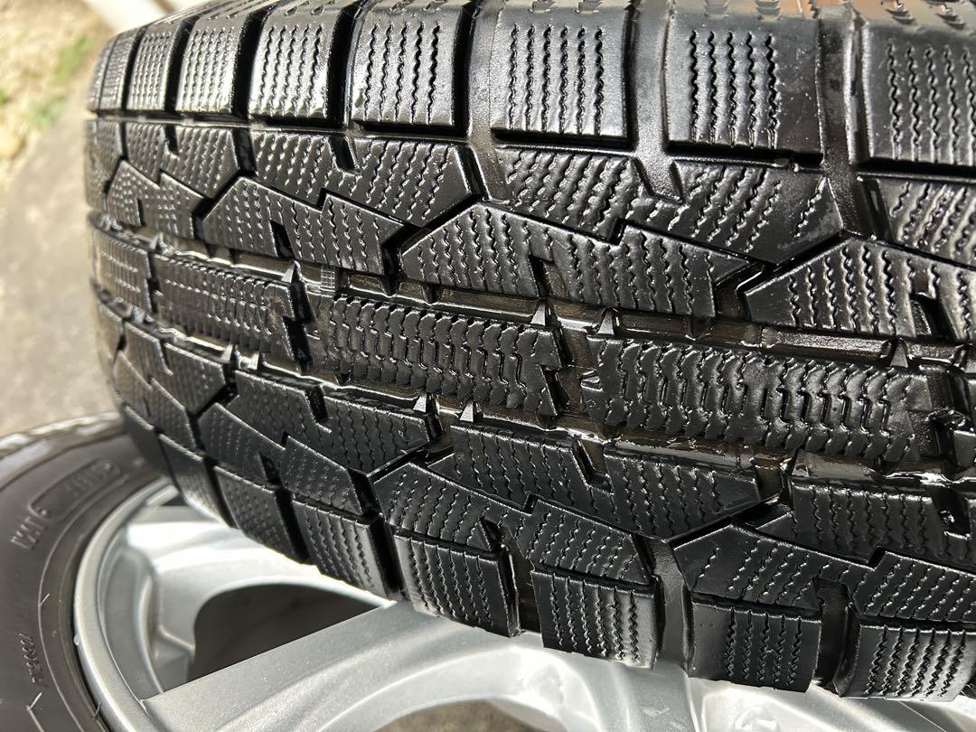 195|65R15ホイール付き VOXY