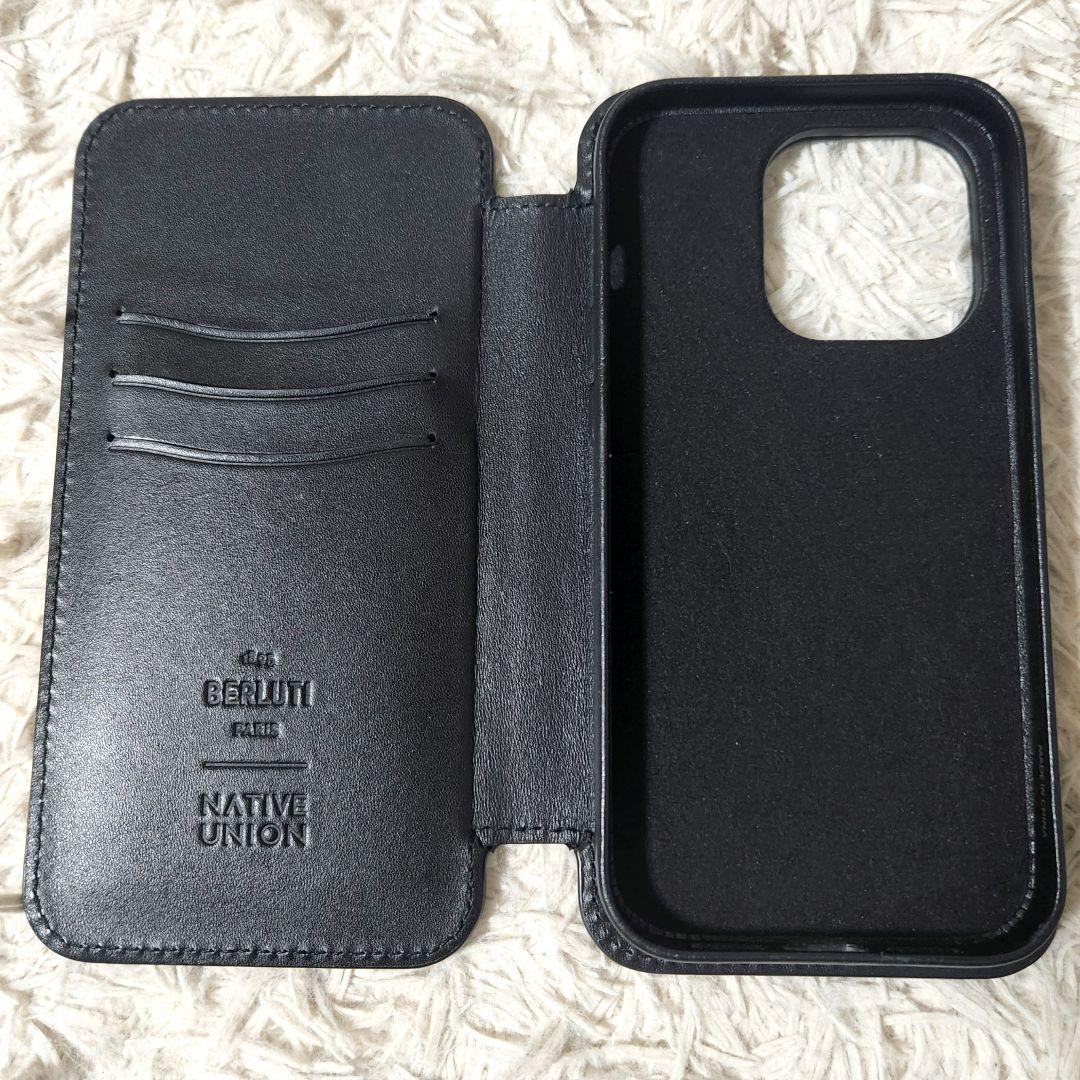 美品 保存箱 ベルルッティ カリグラフィー iPhone14/15PROケース