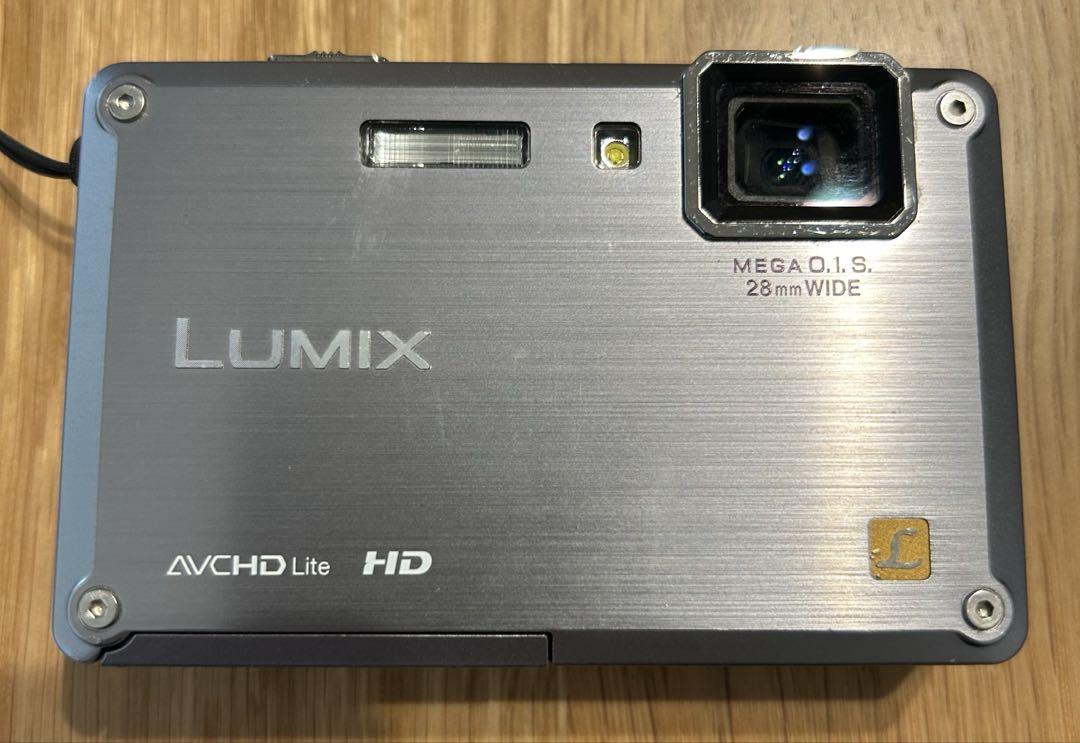 値下げ】Panasonic LUMIX DMC-FT1 防水デジカメ/充電器等