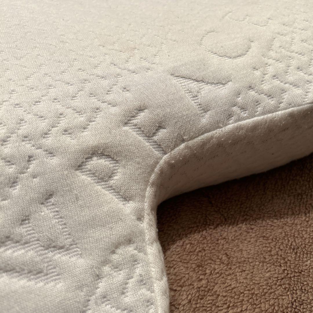 枕 NEW PEACE pillow