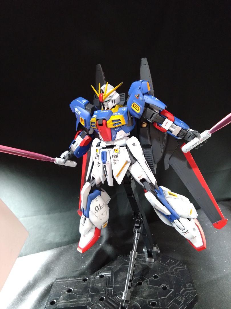 MG 1/100 リ・ガズィ・カスタム (カミーユ専用機) 塗装済完成品