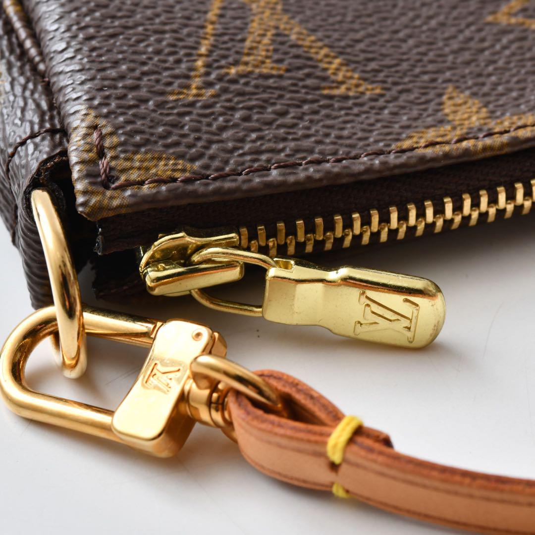 LOUIS VUITTON ポシェット・アクセソワール　モノグラム