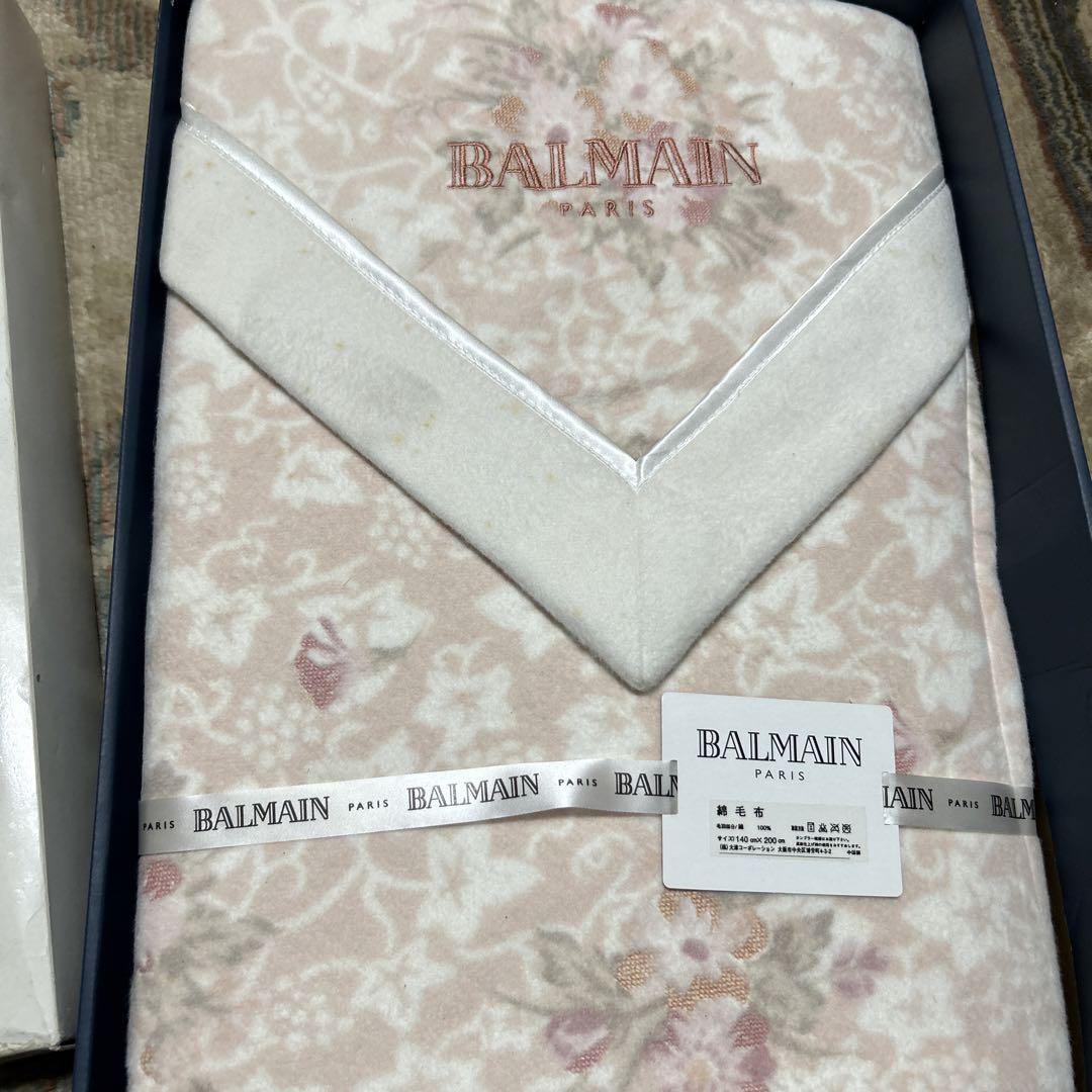 BALMAIN 花柄ブランケット 140cm x 200cm