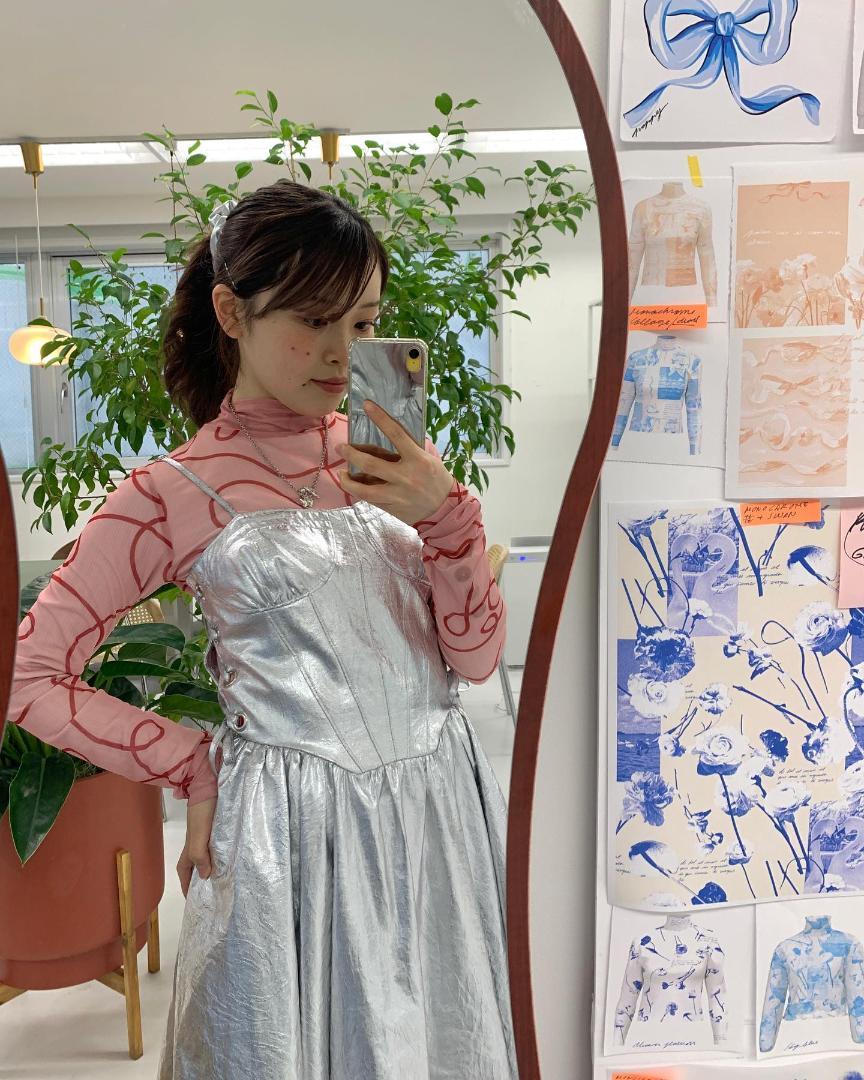 即完売 新品未開封 POPPY あさぎーにょ SILVER CAMI DRESS by メルカリ 即完売 新品未開封 POPPY あさぎーにょ SILVER CAMI DRESS by メルカリ
