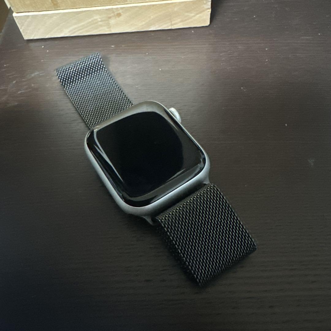 Apple Watch 9 GPSモデル45mm & シルバー メッシュバンド