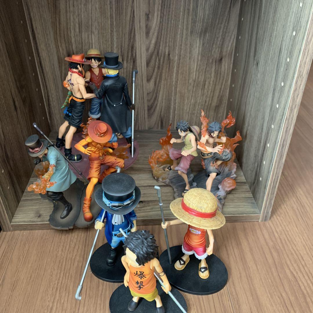 ワンピース 3兄弟 フィギュアセット - メルカリ