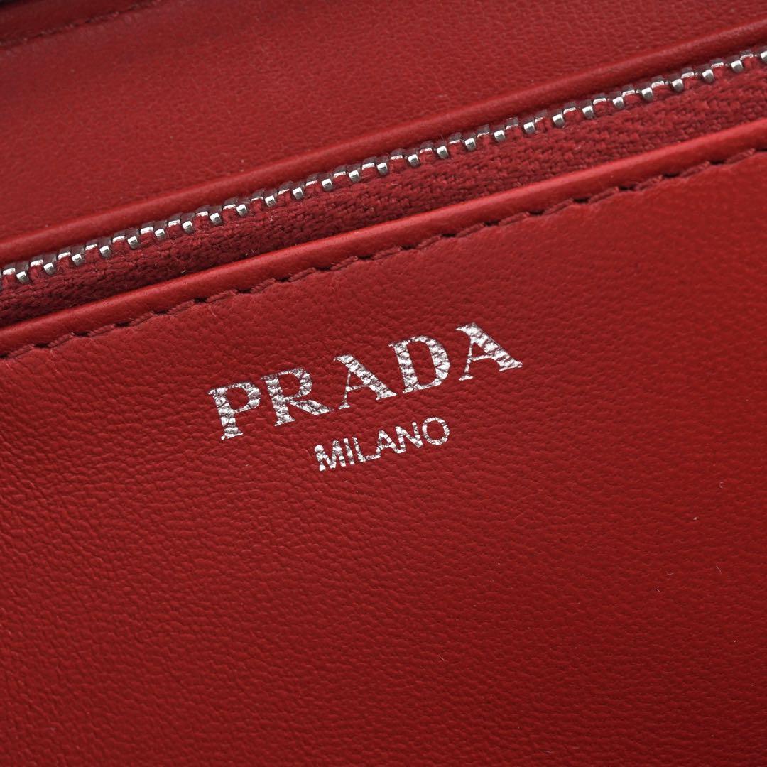 ✨専用✨　PRADA 長財布　nappa gaufre ファイル