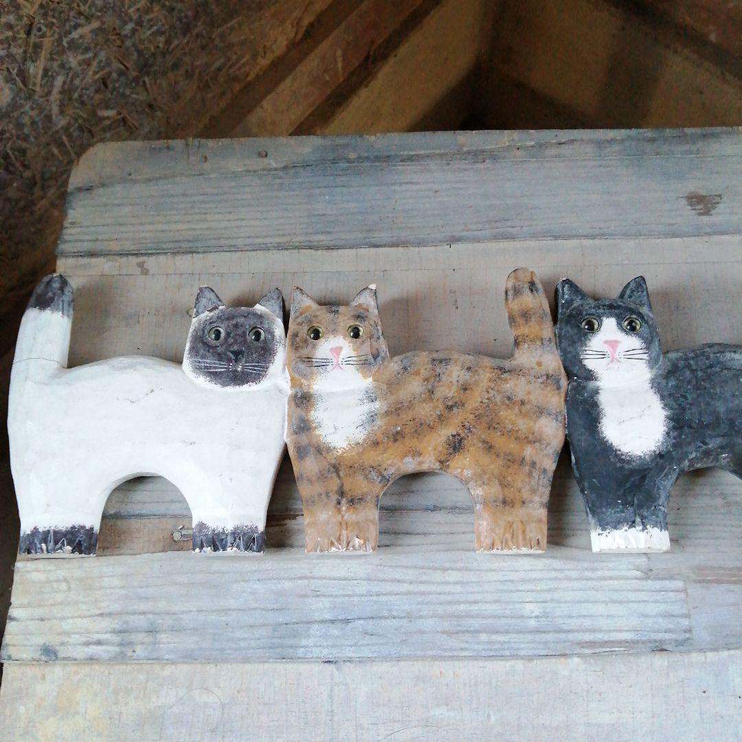 猫の木製柵壁掛け　78cm