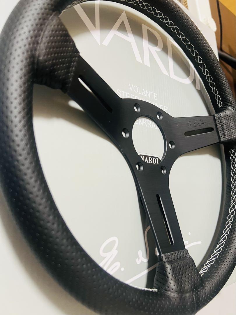 ナルディ　レザーステアリング NARDI NARDIナルディクラシックレザーステアリング[外径360mm