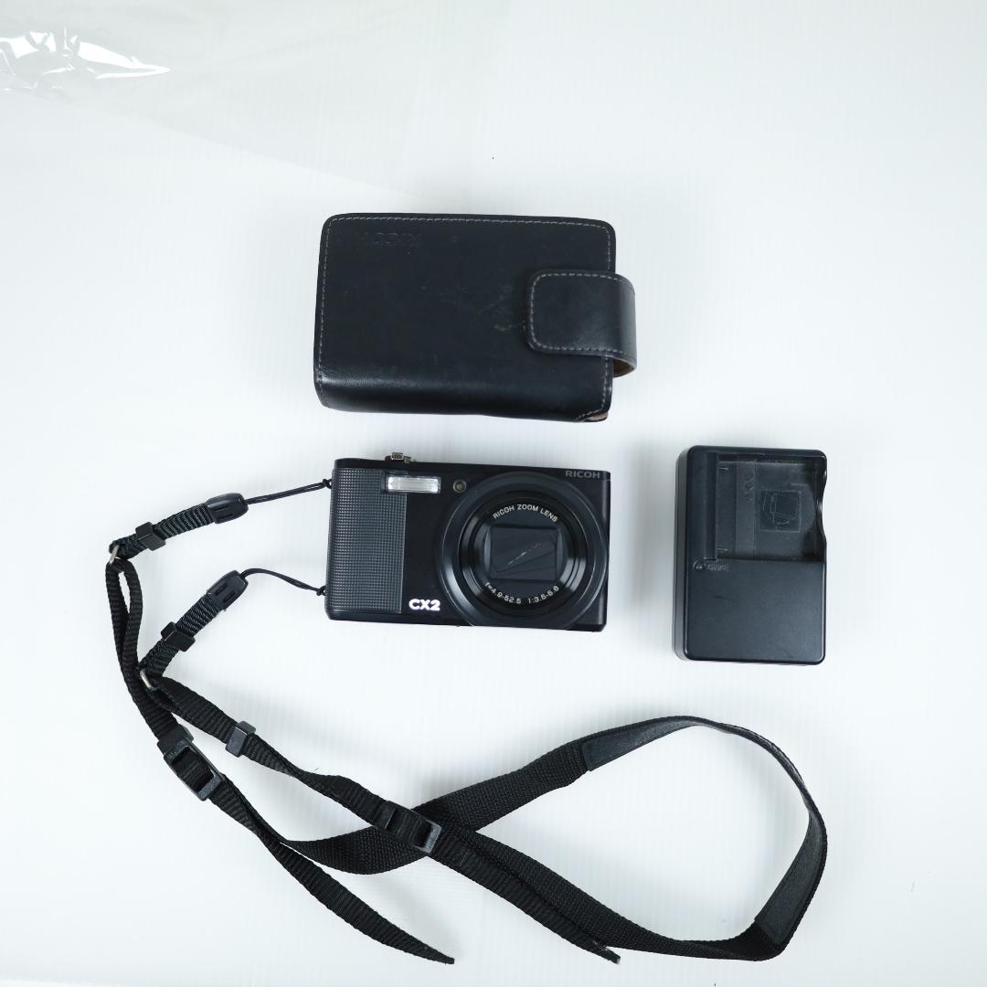 RICOH CX2 ブラック デジタルカメラ バッテリー 充電器 SDカードやや傷や汚れあり