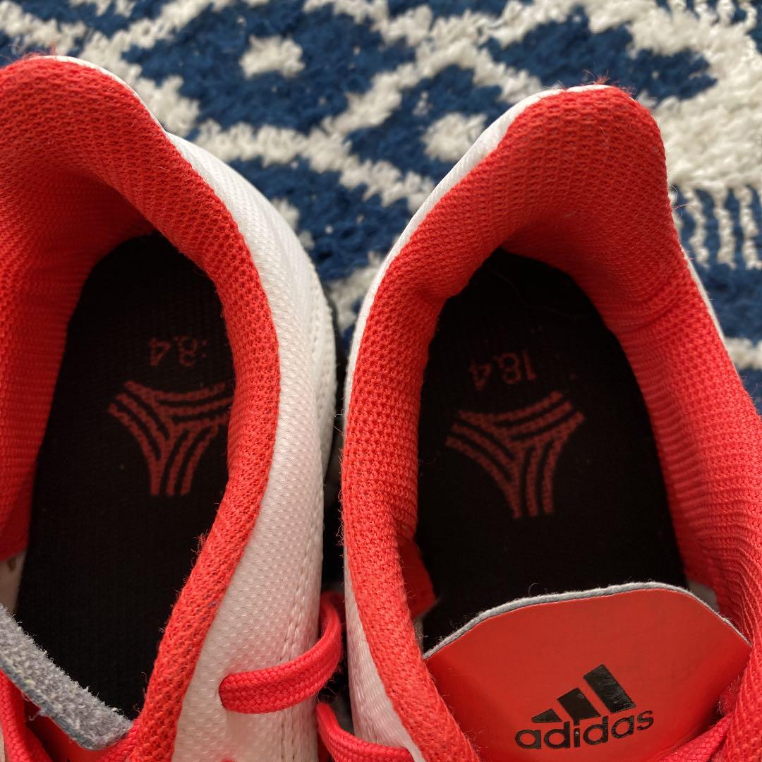 サッカーアディダス トレシュー18.5