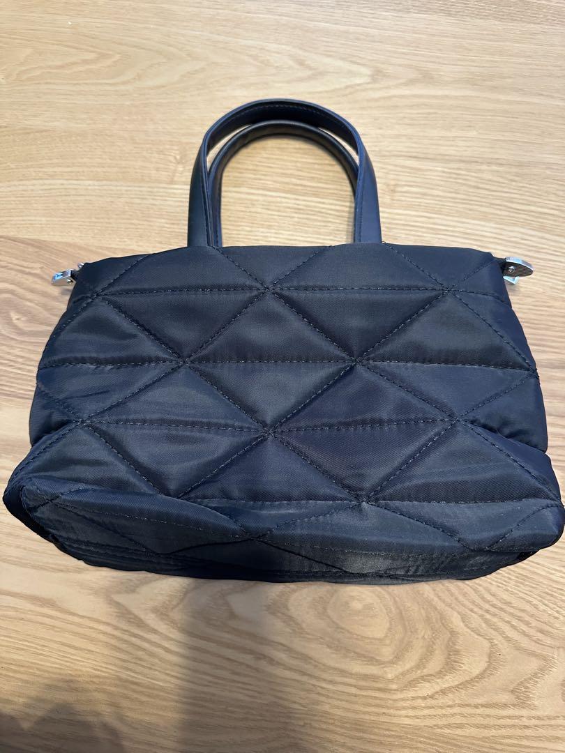 PRADAショルダーバッグ ノベルティ