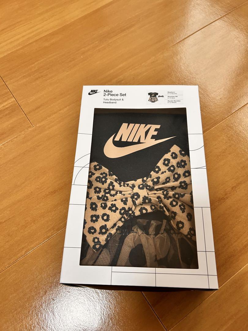 【新品未使用】Nike 2ピースセット 6〜12