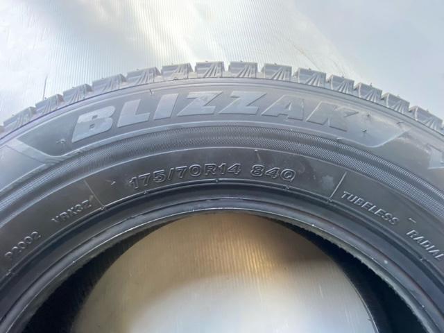 175/70R14 ブリザック VRX3 スタッドレスタイヤ 新品 本州送料無料