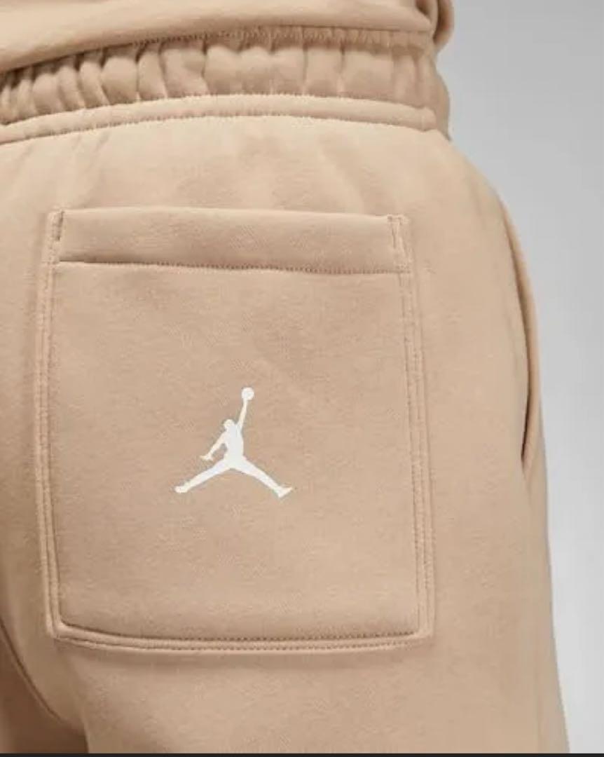 新品 NIKE JORDAN ショートパンツ M ベージュ FB7024