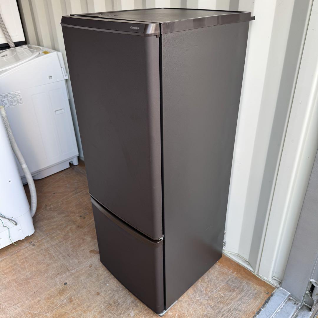 C7905★2022年製美品★パナソニック 冷蔵庫 マットブラウン　一人暮らし C7905☆2022年製美品☆パナソニック 冷蔵庫 マットブラウン