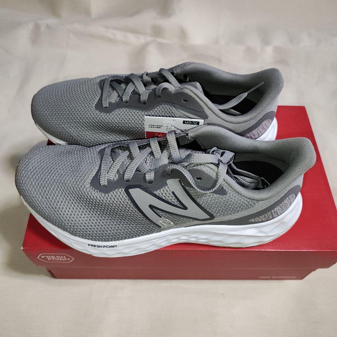 新品　ニューバランス　Fresh Foam Arishi v4 2E　グレー