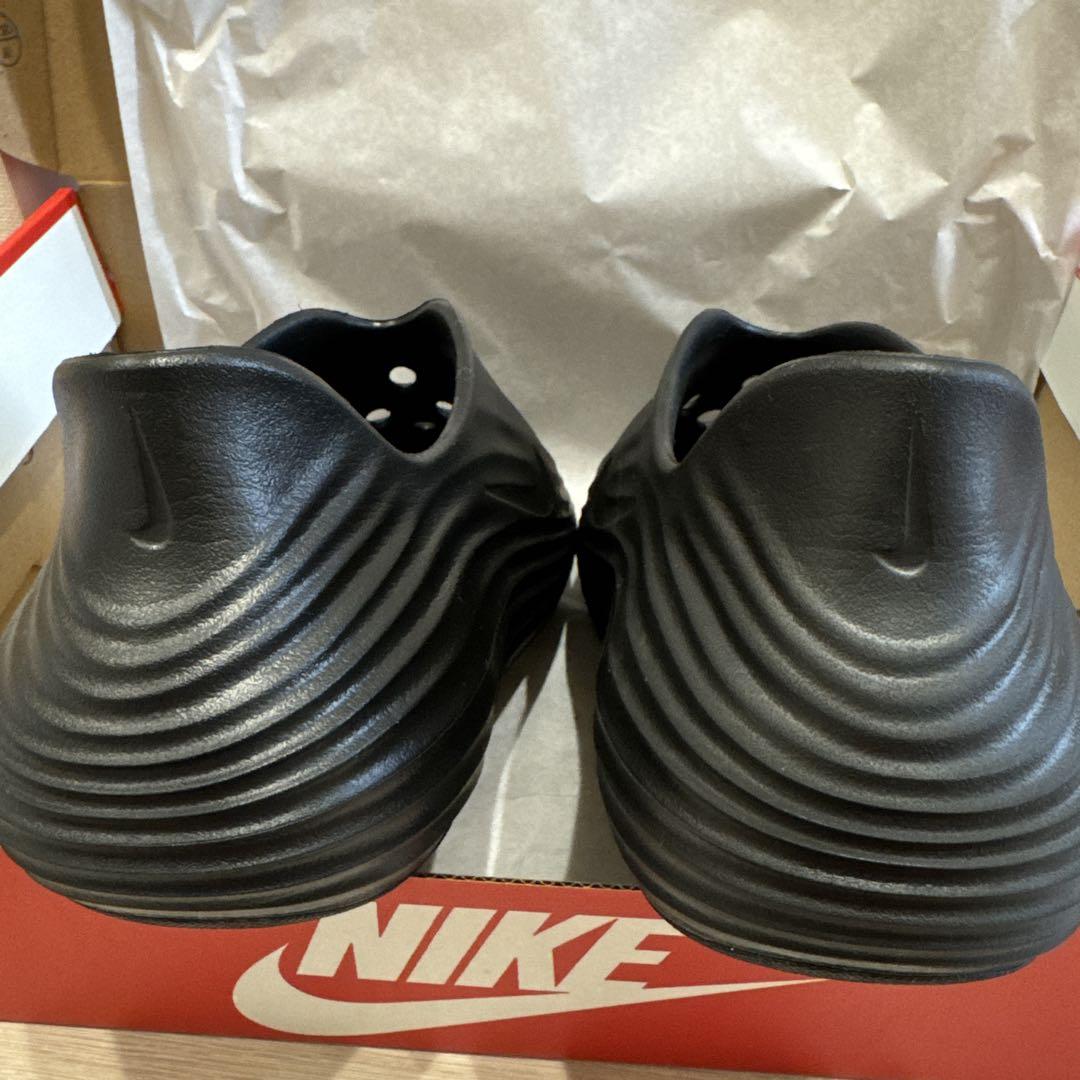 美品 Nike ReactX Rejuven8 ナイキ ブラック サンダル - メルカリ