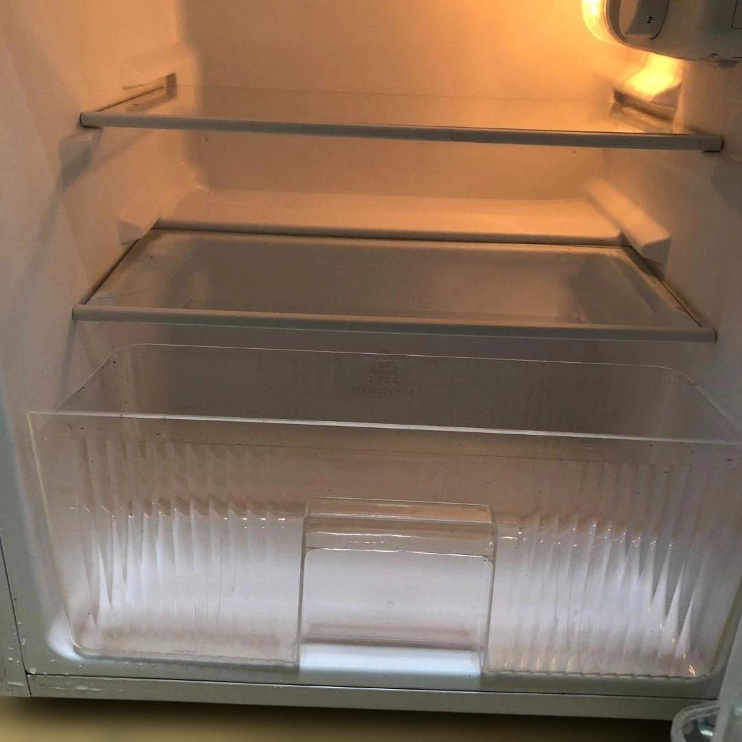 送料無料】ユーイング冷蔵庫 2018年製 90L UR-D90J 250831 送料無料】ユーイング冷蔵庫 2018年製 90L UR-D90J 250831