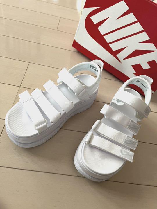 国内外の人気が集結 Nike ナイキアイコンクラシック 23 0cm サンダル