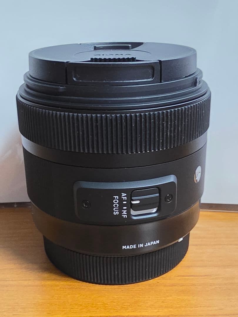 SIGMA 30mm F1.4 DC HSM | Art キャノン用レンズ SIGMA 30mm F1.4 DC HSM | Art キャノン用レンズ