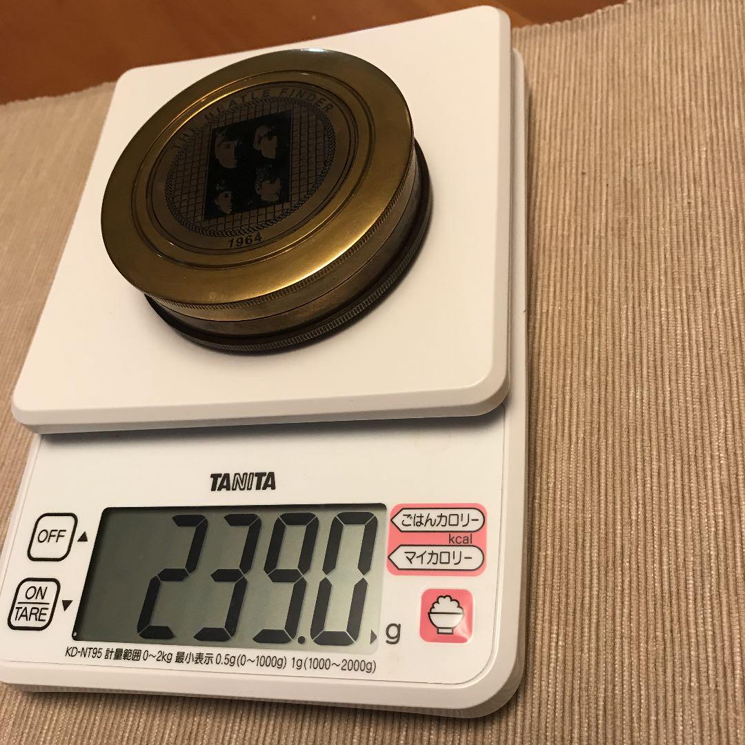 方位磁石　ビートルズ