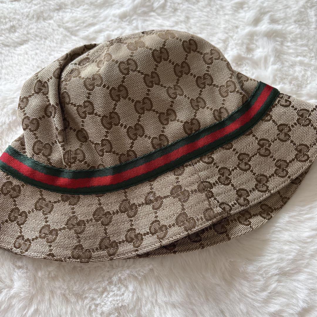 GUCCI GGパターン バケットハット　ベージュ、ブラウン　58M GUCCI バケットハット ベージュ GGパターン
