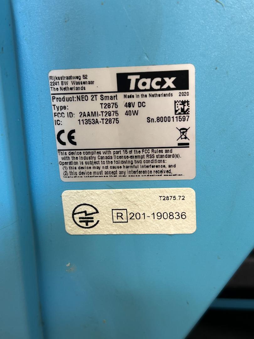Tacx NEO 2T スマートトレーナー T2875 ジャンク扱い