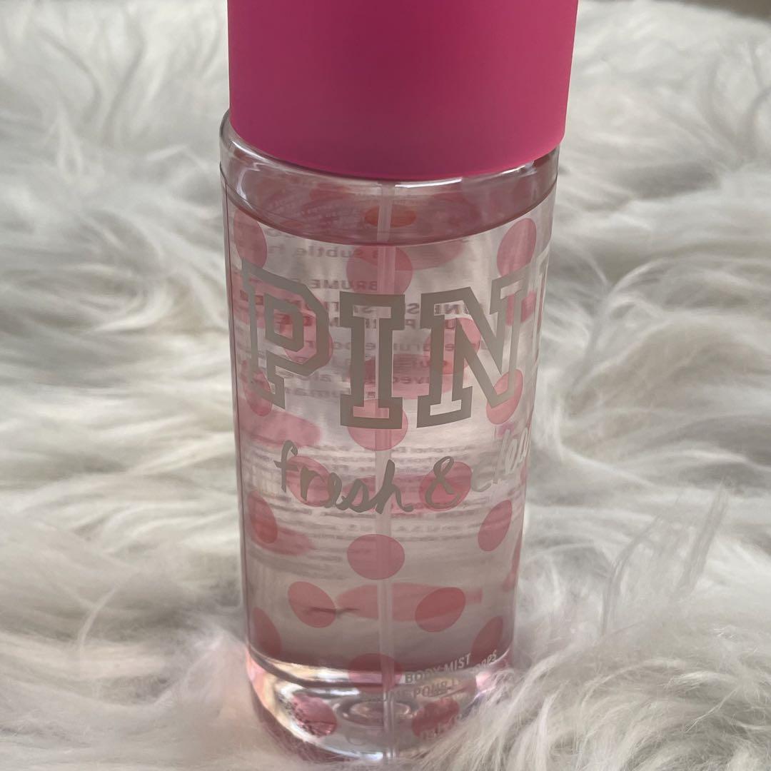 Amazon.co.jp: ヴィクトリアズシークレット VICTORIA'SSECRET フレグランスミスト 250ml 〔ボディミスト〕  [並行輸入品] : ビューティー