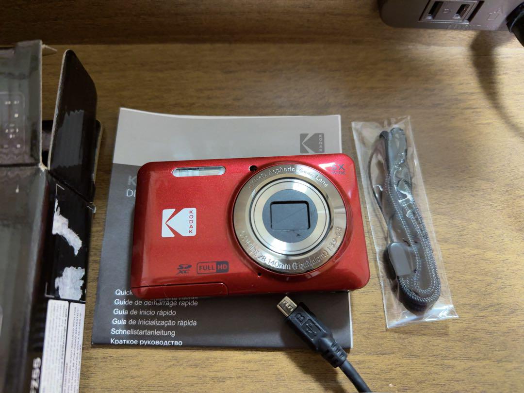 Kodak pixpro fz55 レッド