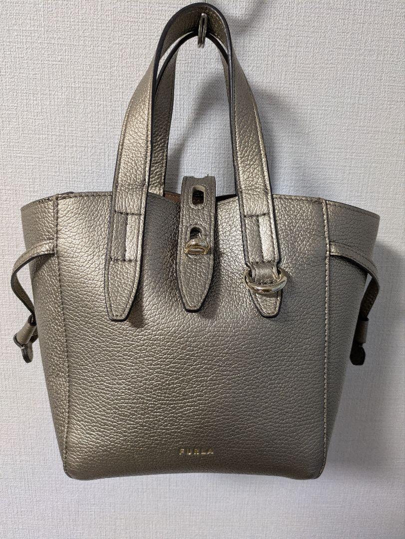 極美品 2WAY アウトレット レザー トープメタル ネット ミニ FURLA