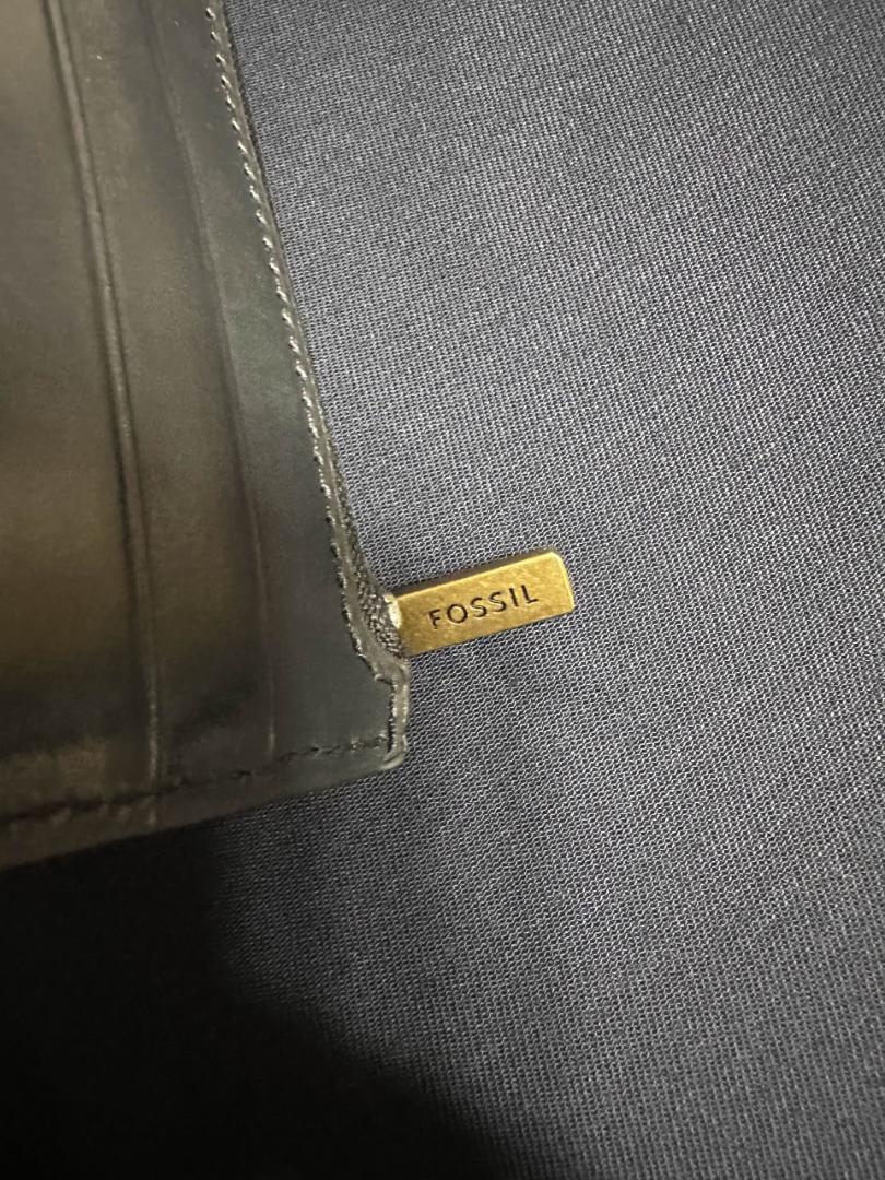 Fossil フォッシル