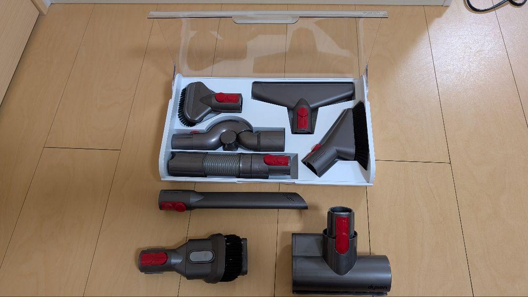 ジャンク品　　ダイソン　Dyson Cyclone V10 Fluffy