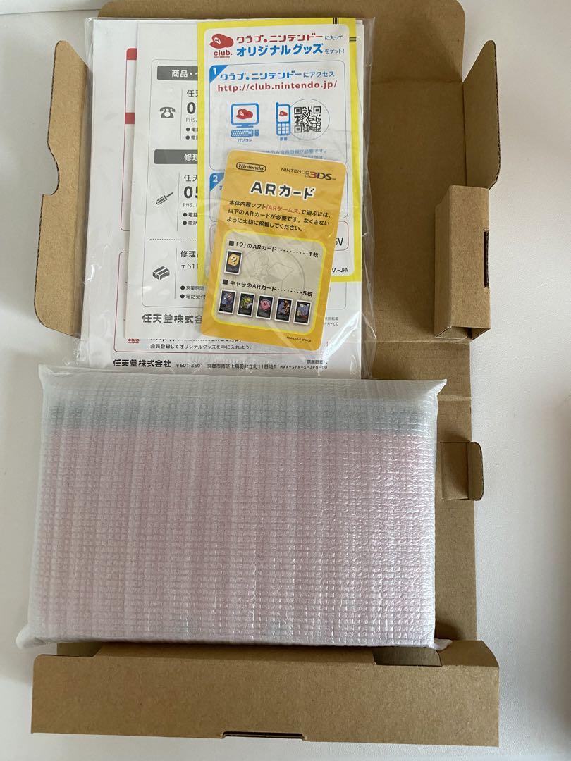 ニンテンドー 3DS LL レッド/ブラック　ACアダプタ付き