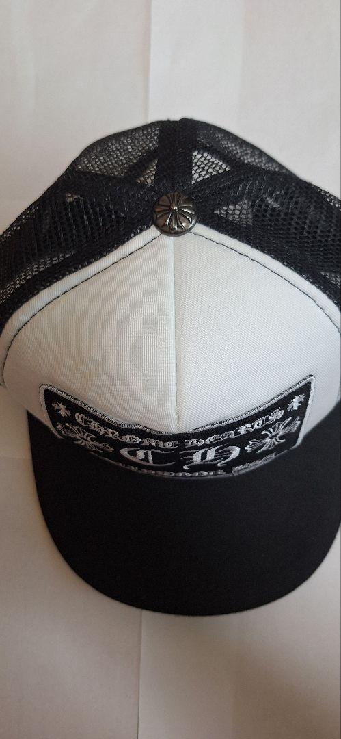 CHROME HEARTS トラッカーキャップ