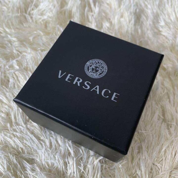 VERSACE ヴェルサーチ ピアス グレカ グリーク 銀色 シルバー