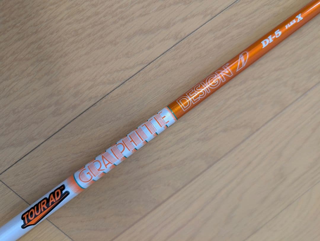 tourAD DI 5X ドライバー用 タイトリストスリーブ付き