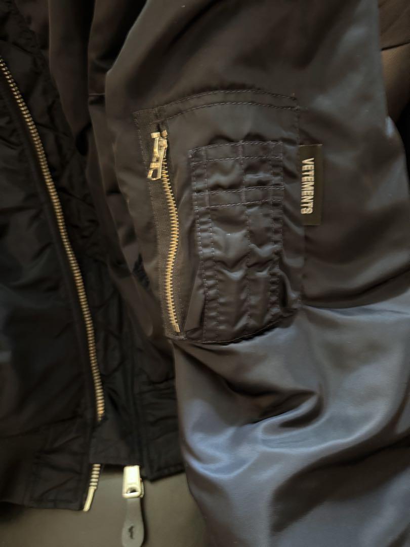 【爆売りセール開催中！】 ユニセックス XS VETEMENTS ダウンジャケット メルカリ - ジャケット・アウター