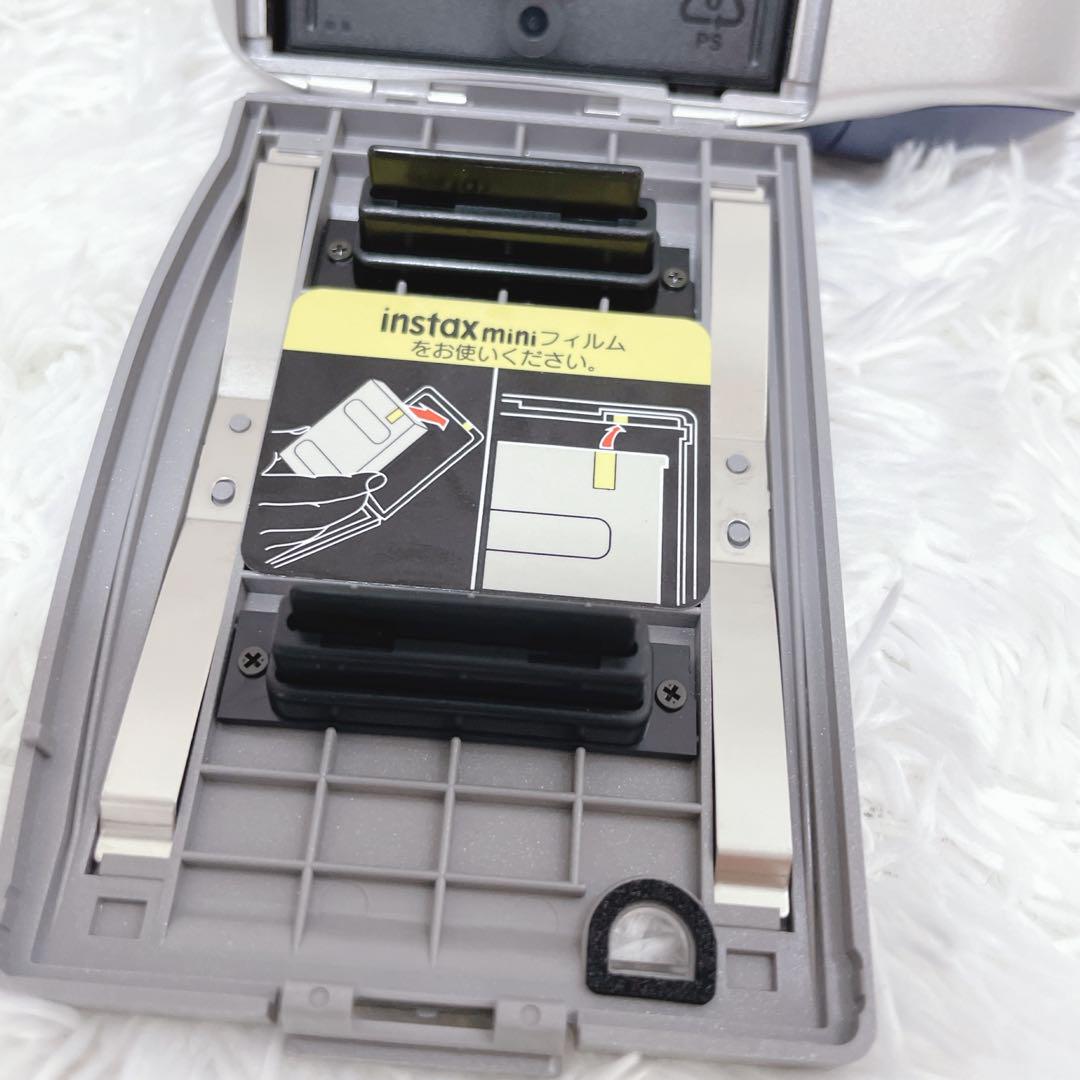 Fujifilm instax mini 10 シルバー チェキ　シルバー　箱付