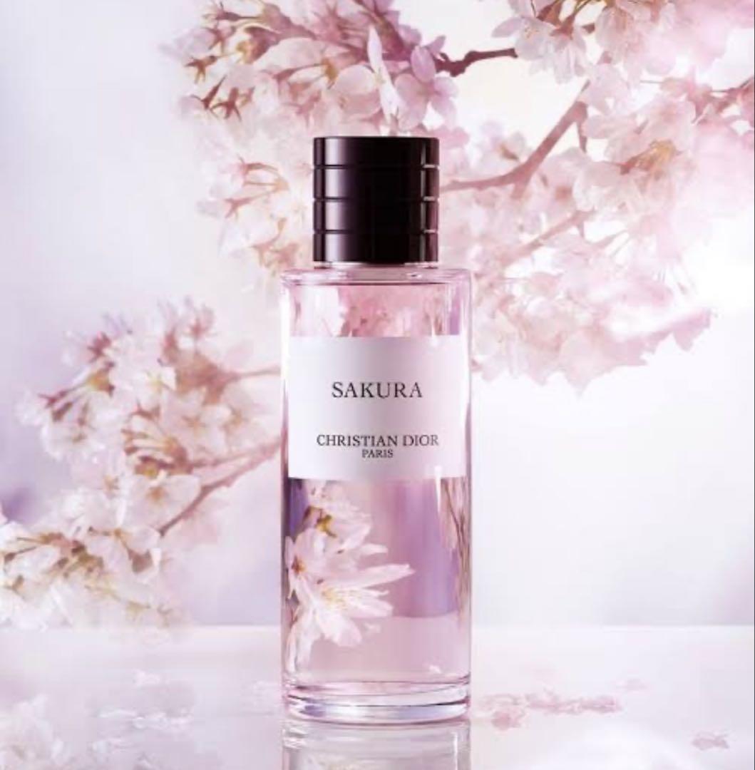 SAKURA CHRISTIAN DIOR 香水 Sakura: floral unisex fragrance of Japanese inspiration